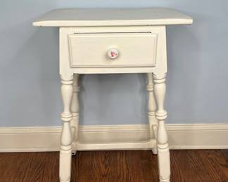 White Painted Turned Side Table
