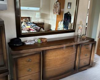 Mid Century Dresser w/ Mirror