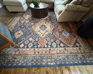 Pottery Barn Wool Rug. Measures 9' x 12'.