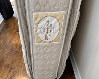 Queen Mattress & Boxspring Set. Photo 2 of 2.