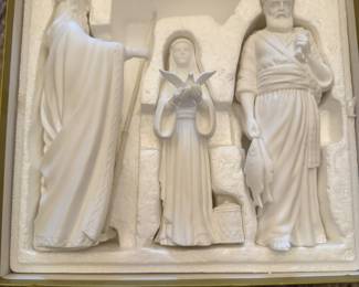 Lenox Creche / Nativity Scene. Set Includes 13 Pieces. Photo 3 of 3.