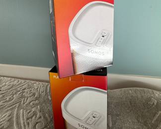 Sonos Play:1 Speakers.
