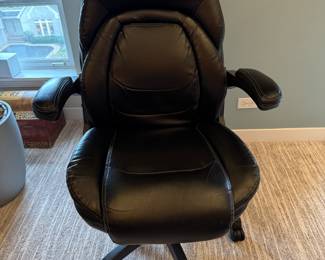 La-Z-Boy Office Chair. Photo 1 of 2.