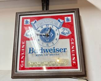 

Budweiser clock