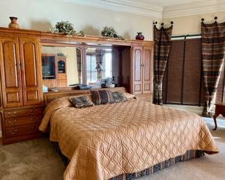 Thomasville king size bedroom set