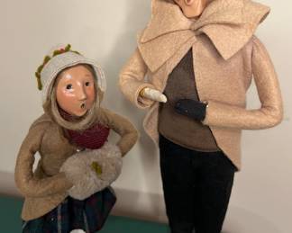 Byers Choice carolers