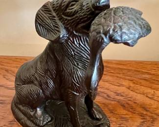 Metal hunting dog figurine