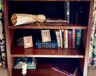Wood bookcase