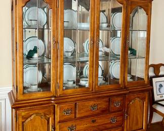 Thomasville breakfront