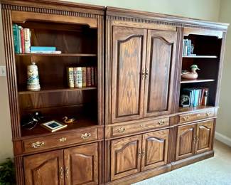 Hammary 3-piece entertainment center