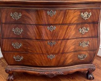 Drexel Heritage dresser