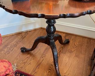 Chippendale style pedestal table