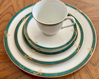 Nikko "Forest Glen" china set