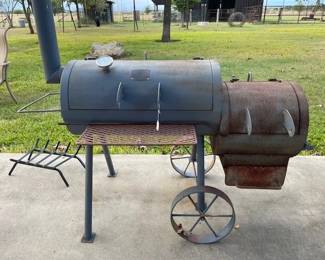 BBQ smoker Grill and fireplace grate
