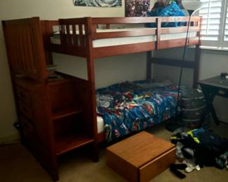 Bunk bed