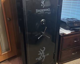 Browning Prosteel MAXUS gun safe