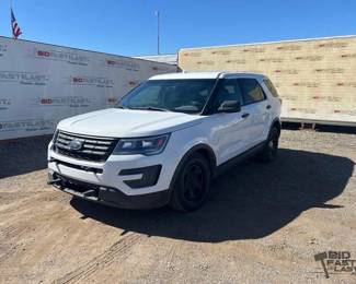 350  2017 Ford Explorer 