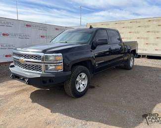 302  2015 Chevrolet Silverado 4X4 