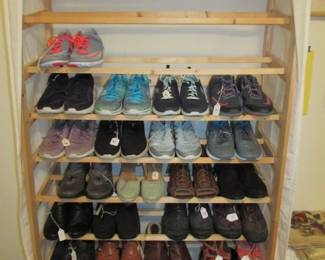shoe rack and shoes