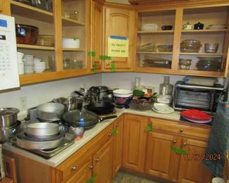 cookware, bakeware, toaster oven