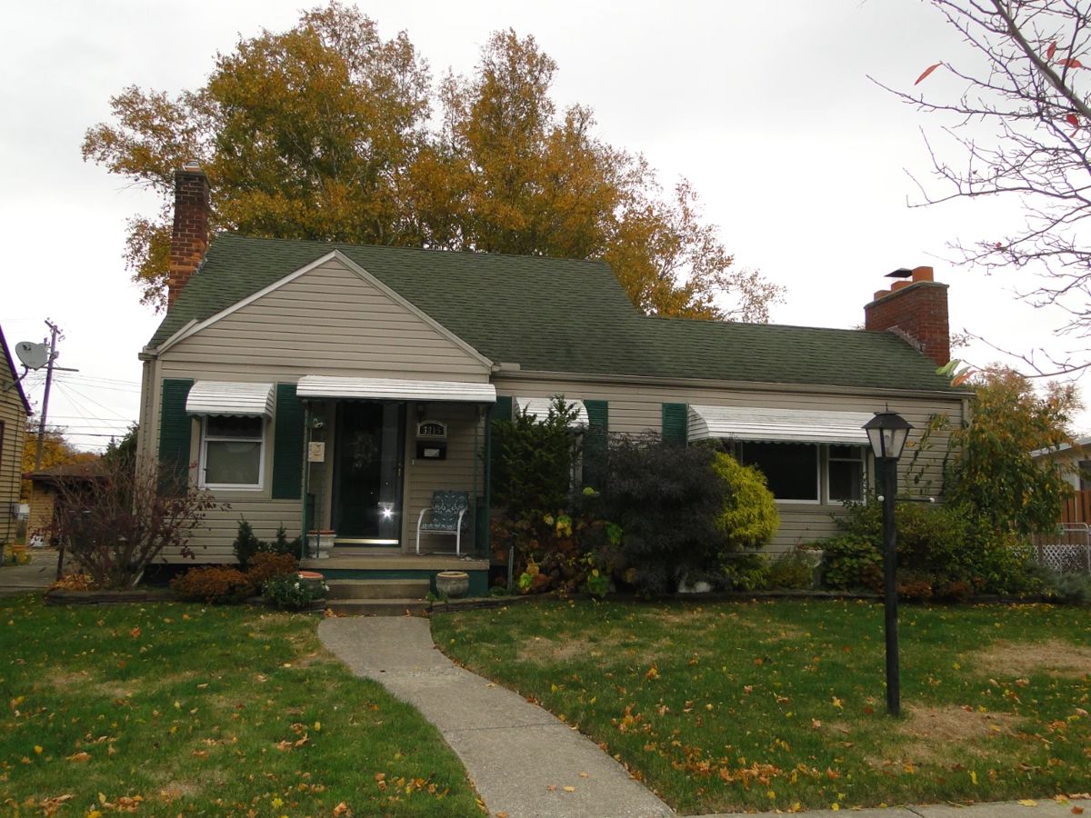 Welcome to our Dearborn Estate Sale