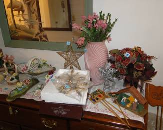 Lots of great collectible items, for your home for the holidays
