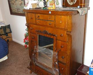 Vintage dresser with matching mirror