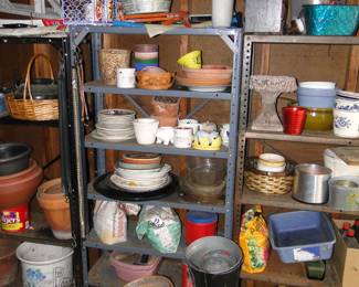 Planter do not necessarily need to have flowers in them, but simply touches like vintage holiday bulbs, or faux floral items