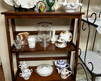 Lladro, Prince Albert, Blue Danube, Noritake...