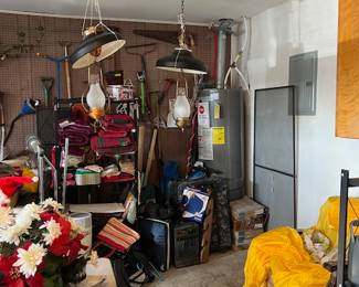 Tools and light fixtures (we were still working in the garage). 