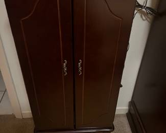 1 of 2 Jewelry cabinets