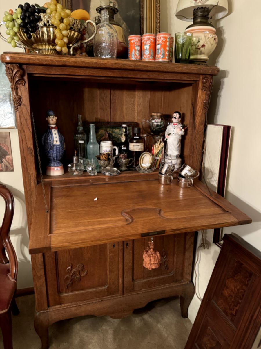 Oak Chest with barware. World's Fair Six Pack, Brass Bowls, Vintage lamps