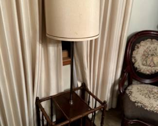 Vintage 70's table lamp with magazine storage