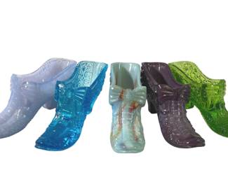 Boyd * Kanawha Glass Shoes * Bows * Daisy & Button?
