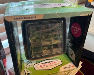 Mirrorkal Escher - Brainteasers