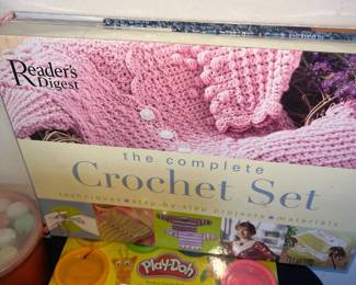 Readers Digest "The Complete Crochet Set"