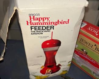 Briggs Happy Hummingbird Feeder