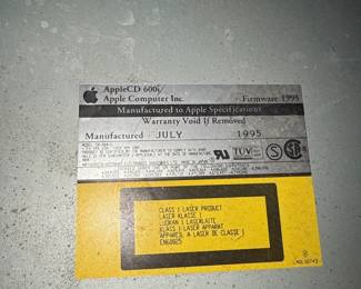 AppleCD 600i