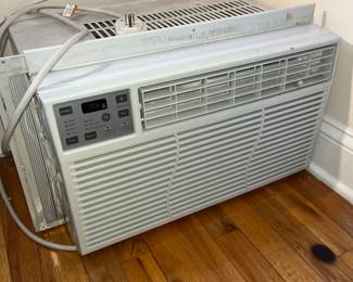 GE Window Air Conditioner 6000 BTU Model AEL06LSQ1