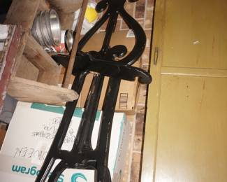 black wooden easel