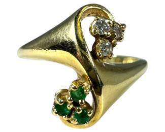 14kt Yellow Gold Emerald and Diamond Infinity Ring 3pt8 Grams