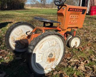Child Size Vintage Tractor picture 1 of 2