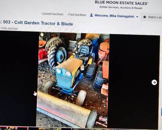 Auction Item - must bid on line - preview at estate sale only. kellies.shop for link to auction.