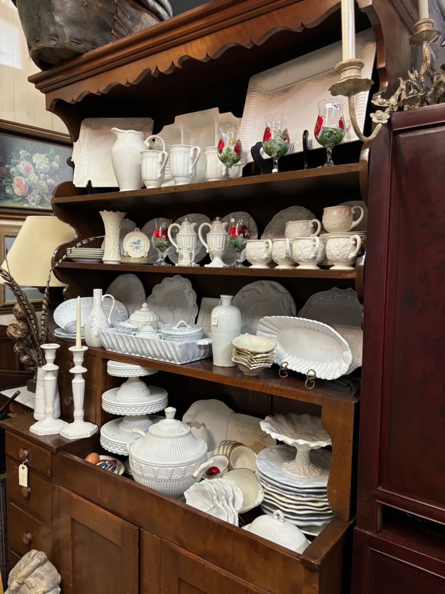 Great ideas for your holiday table... Vietri, Lenox