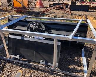 SKID STEER 6 WAY BLADE