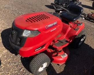TROYBILT RIDING MOWER