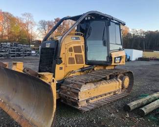 CAT D5K DOZER