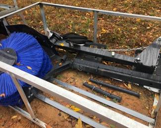 SKID STEER FEED BUNK SWEEPER