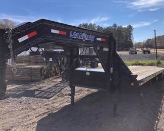 LOADMAX 40 GOOSENECK TRAILER WITH HYDRAULIC DOVETAIL