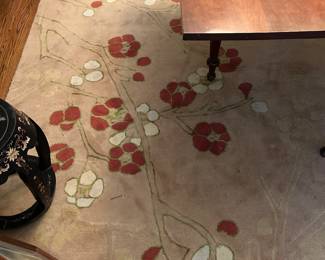 7’8” x 10’9” Surya 95% wool rug